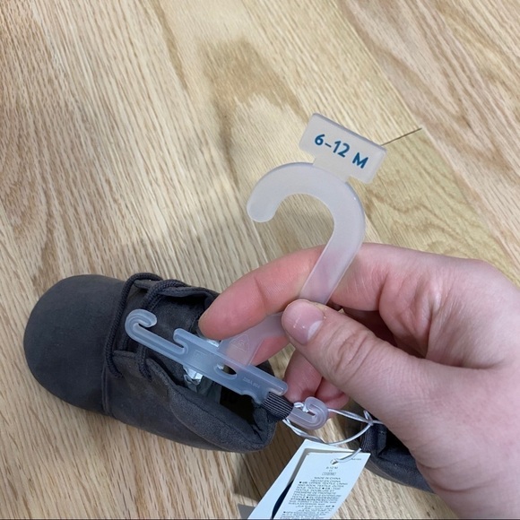 Old Navy Baby Brown Gray Chukka Boots NWT 6-12 mos - Picture 4 of 6